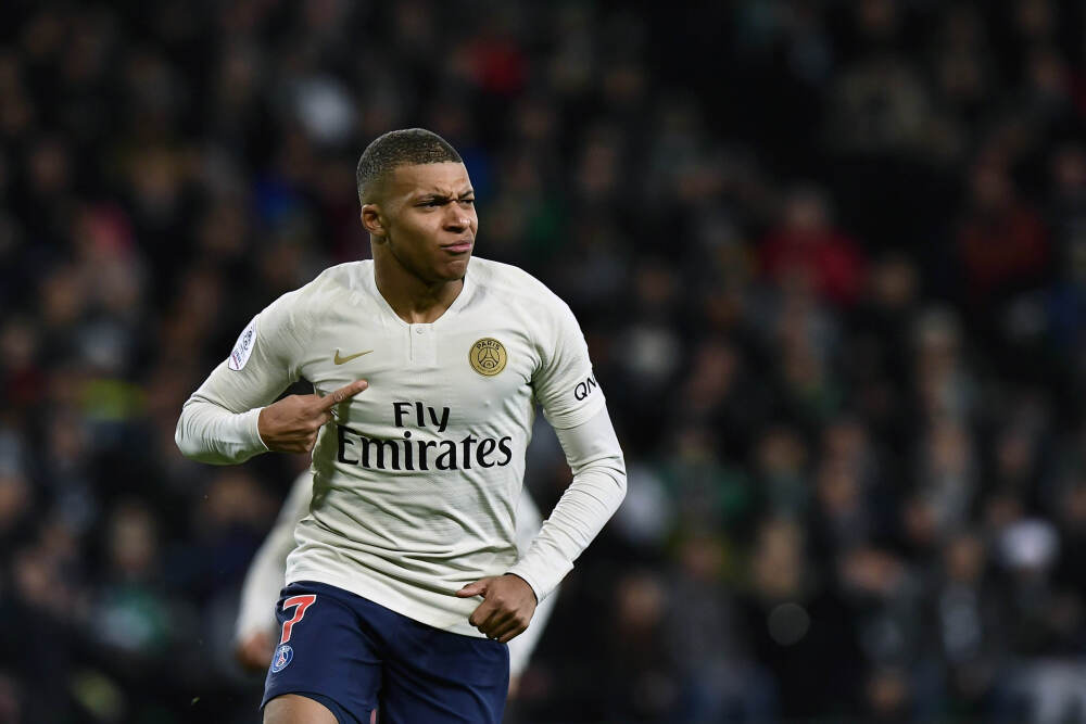 几乎所有女人都舍不得和这样的男人“断联”, 容易爱到极致